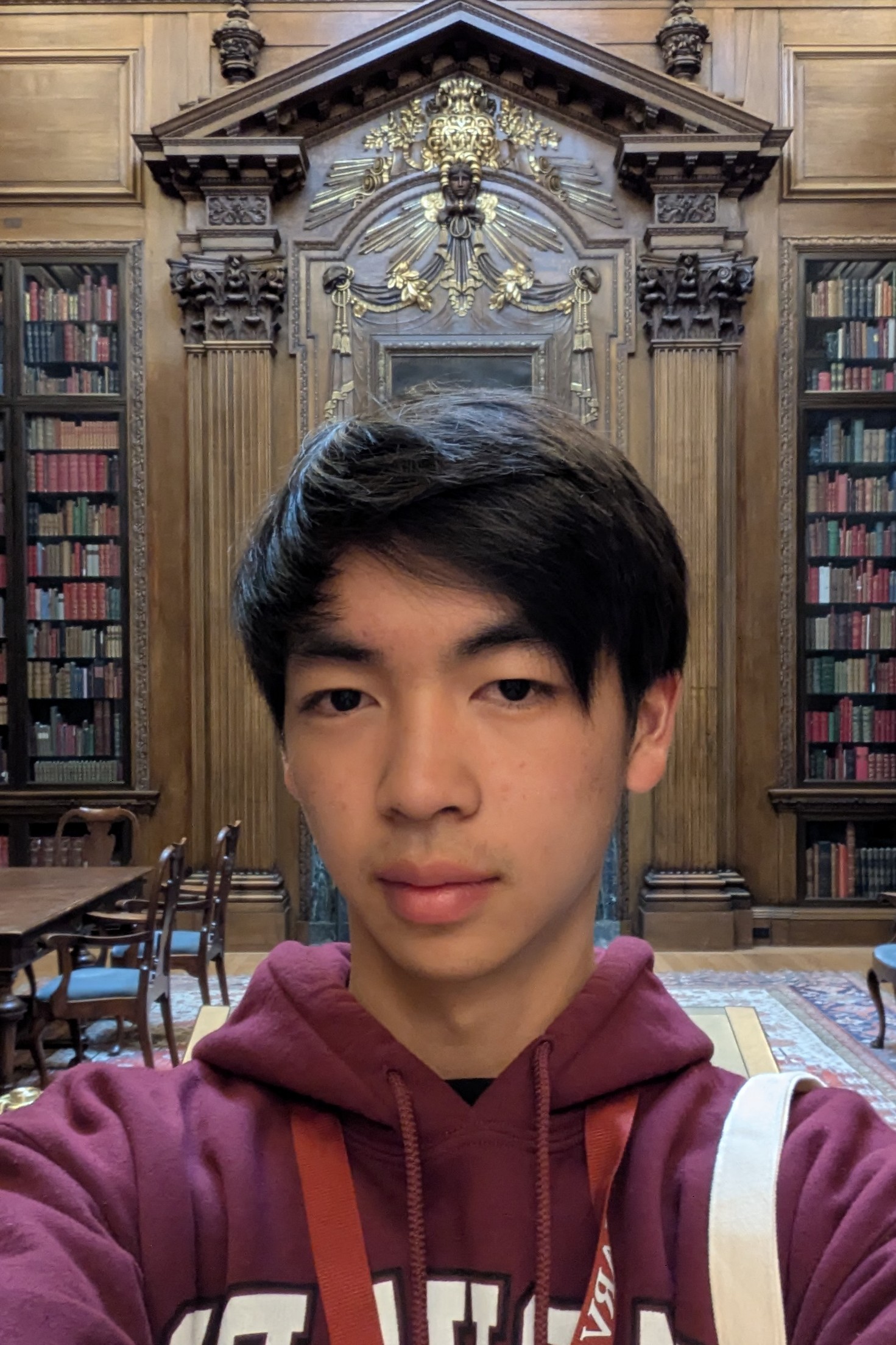 Evan Hou | Aizenberg Lab